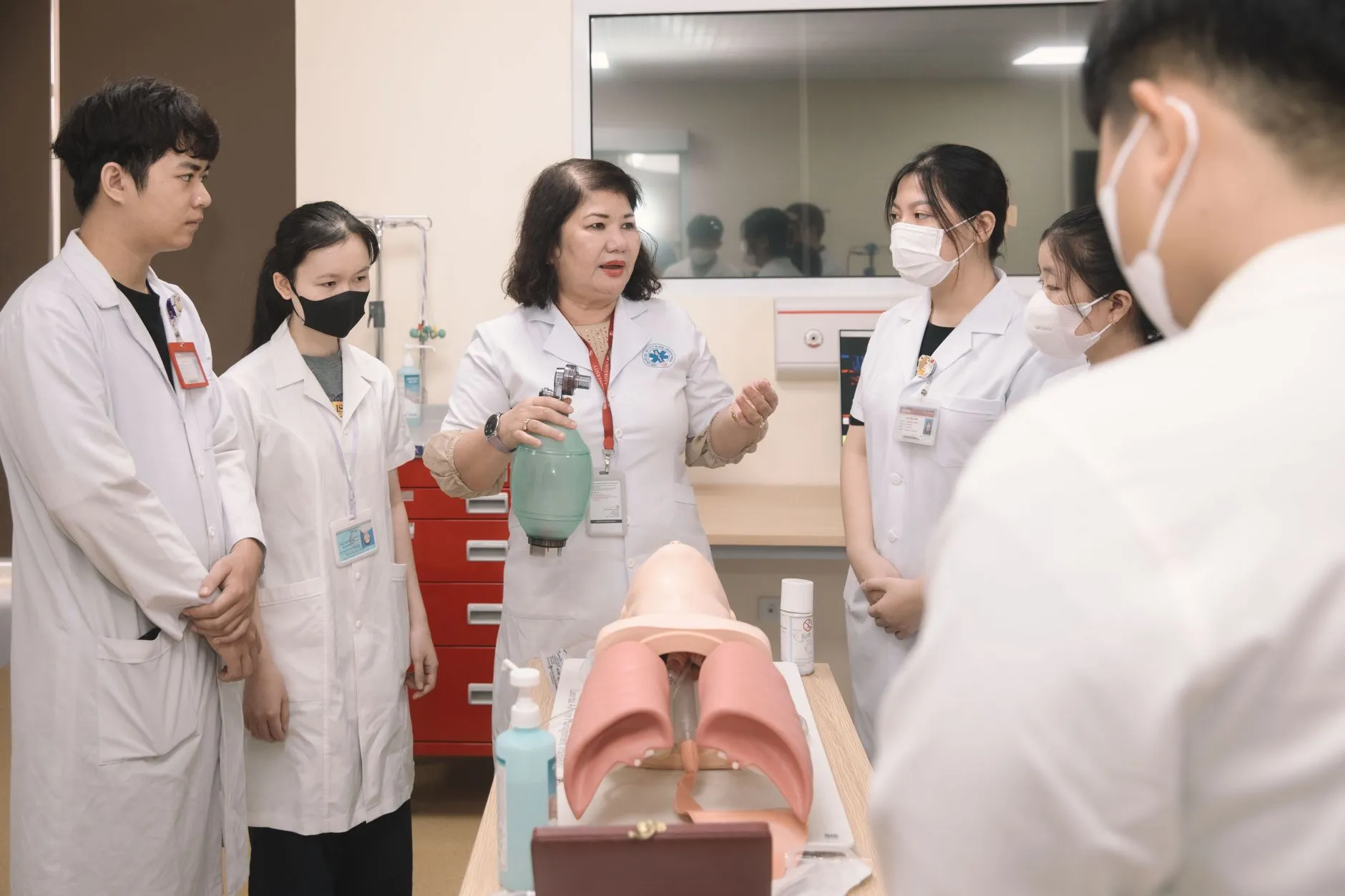 三江县恒辉科技：土壤养分检测仪在茶园精准施肥中的应用解析